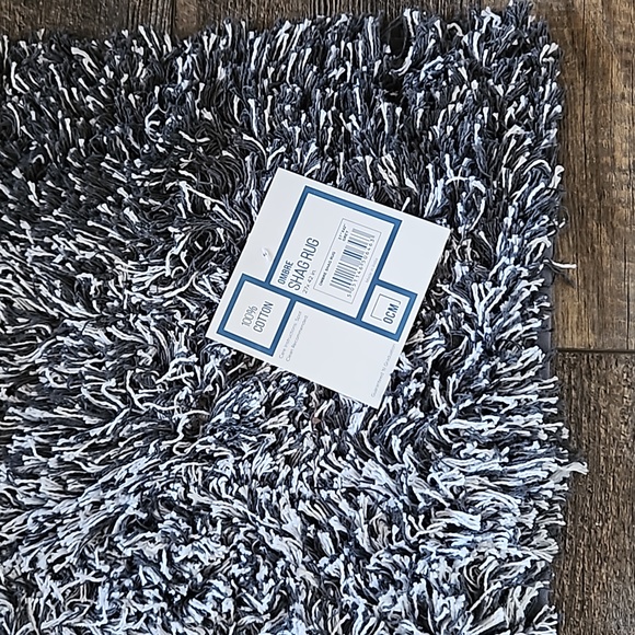 New OCM Ombre Shag Rug 27"x42" Gray Black White NWT Bathroom Room College Dorm - Picture 2 of 5